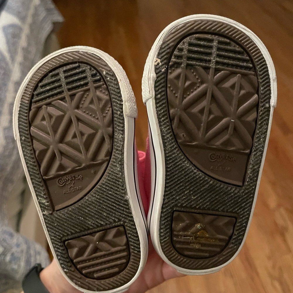 Converse Child Size 3 GUC - Picture 5 of 5